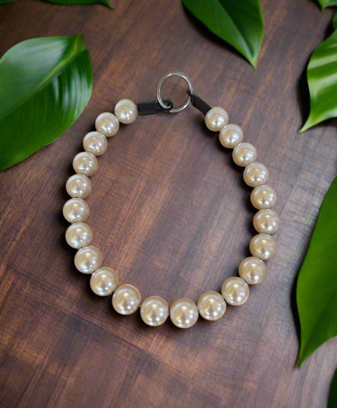 Custom pearl dog collar