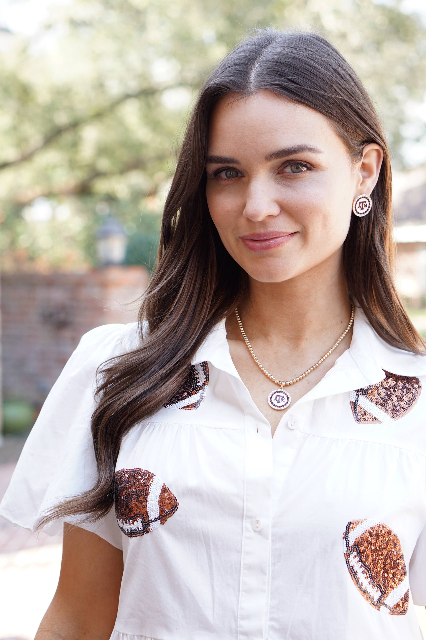 Texas A&M Aggies Pave Disc Necklace in Shiny Gold